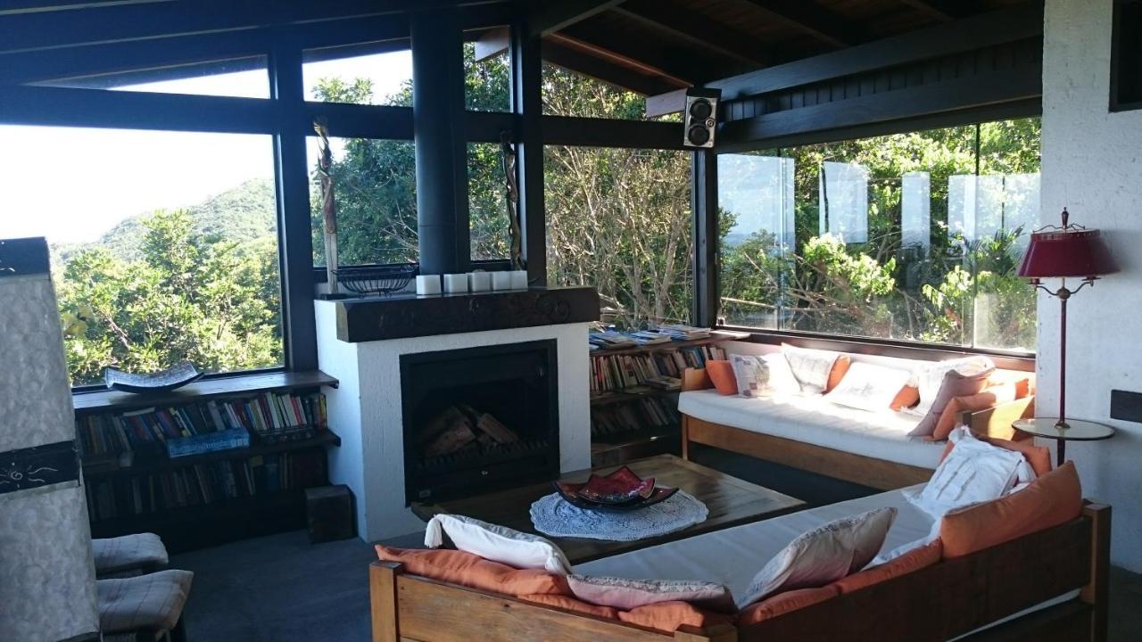 プライア・ド・ローザ La Roca Houseヴィラ エクステリア 写真
